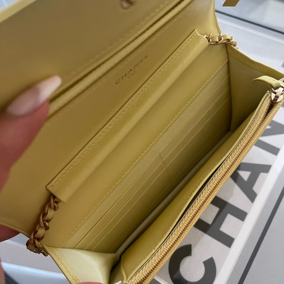 Chanel Caviar Quilted CC Filigree Wallet On Chain WOC Yellow - Picture 9 of 11
